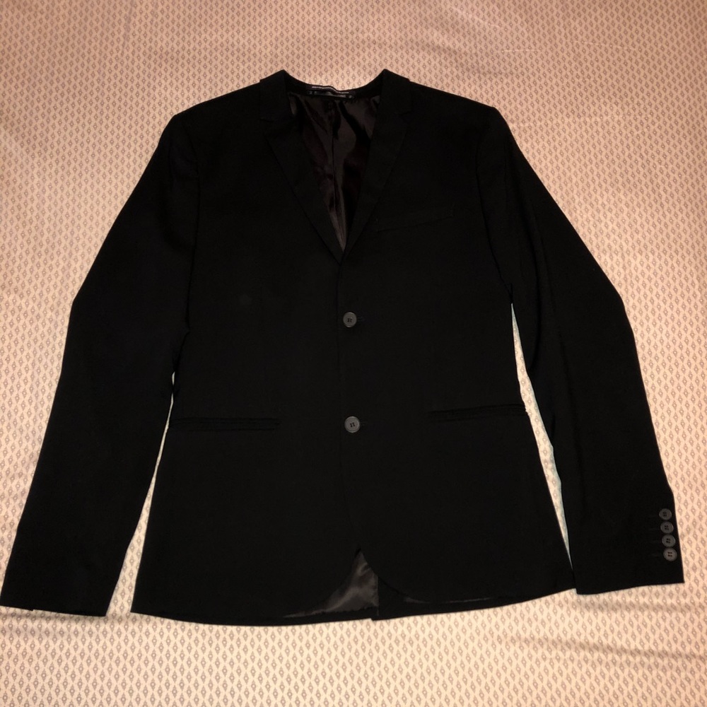 H&M men’s blazer (40 skinny fit)